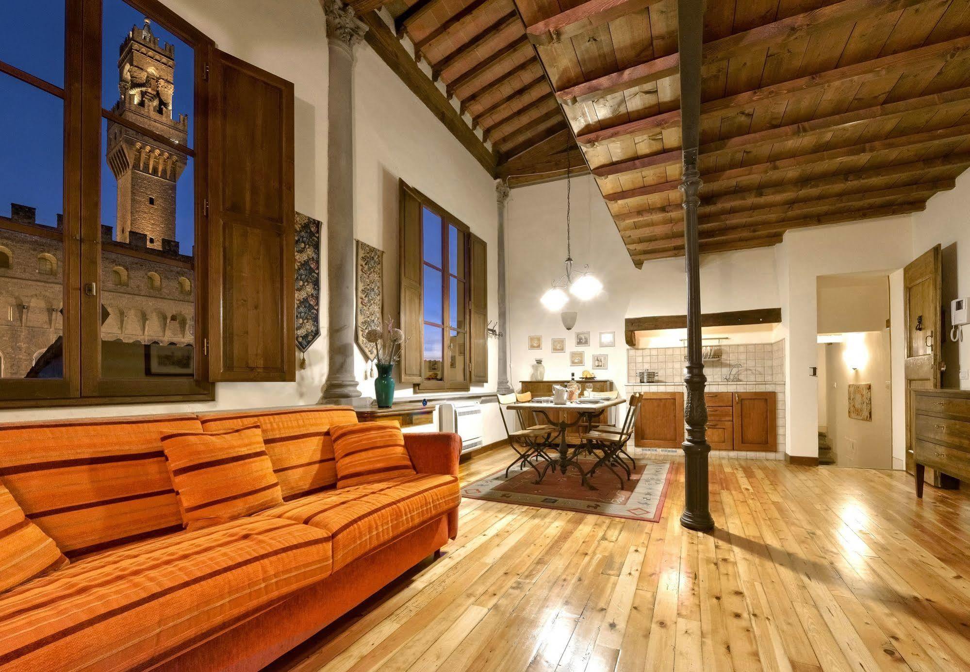 Palazzo Uguccioni Apartments Firenze Eksteriør billede